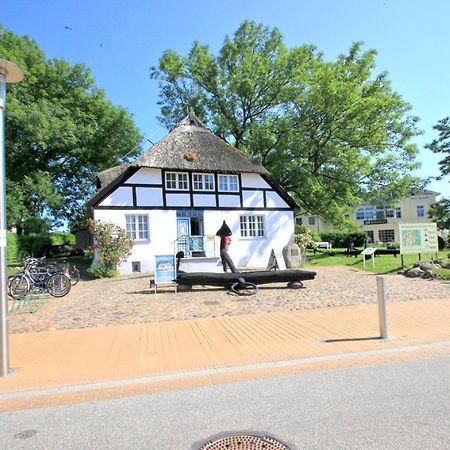 Fewo Mit Terrasse, Gratis Nutzung Vom Ahoi Erlebnisbad Und Sauna In Sellin - Haus Blick Zur See Fewo 13 Гёрен Экстерьер фото