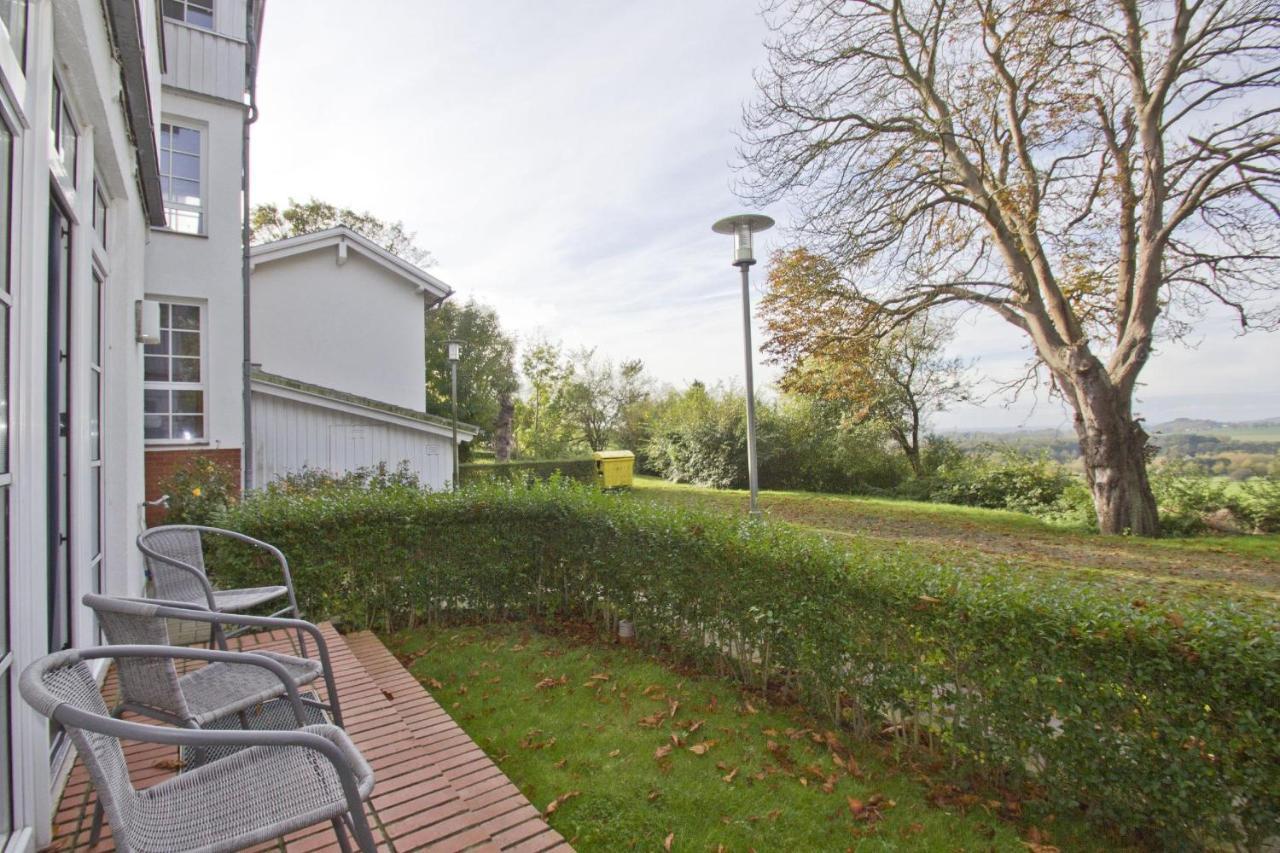 Fewo Mit Terrasse, Gratis Nutzung Vom Ahoi Erlebnisbad Und Sauna In Sellin - Haus Blick Zur See Fewo 13 Гёрен Экстерьер фото